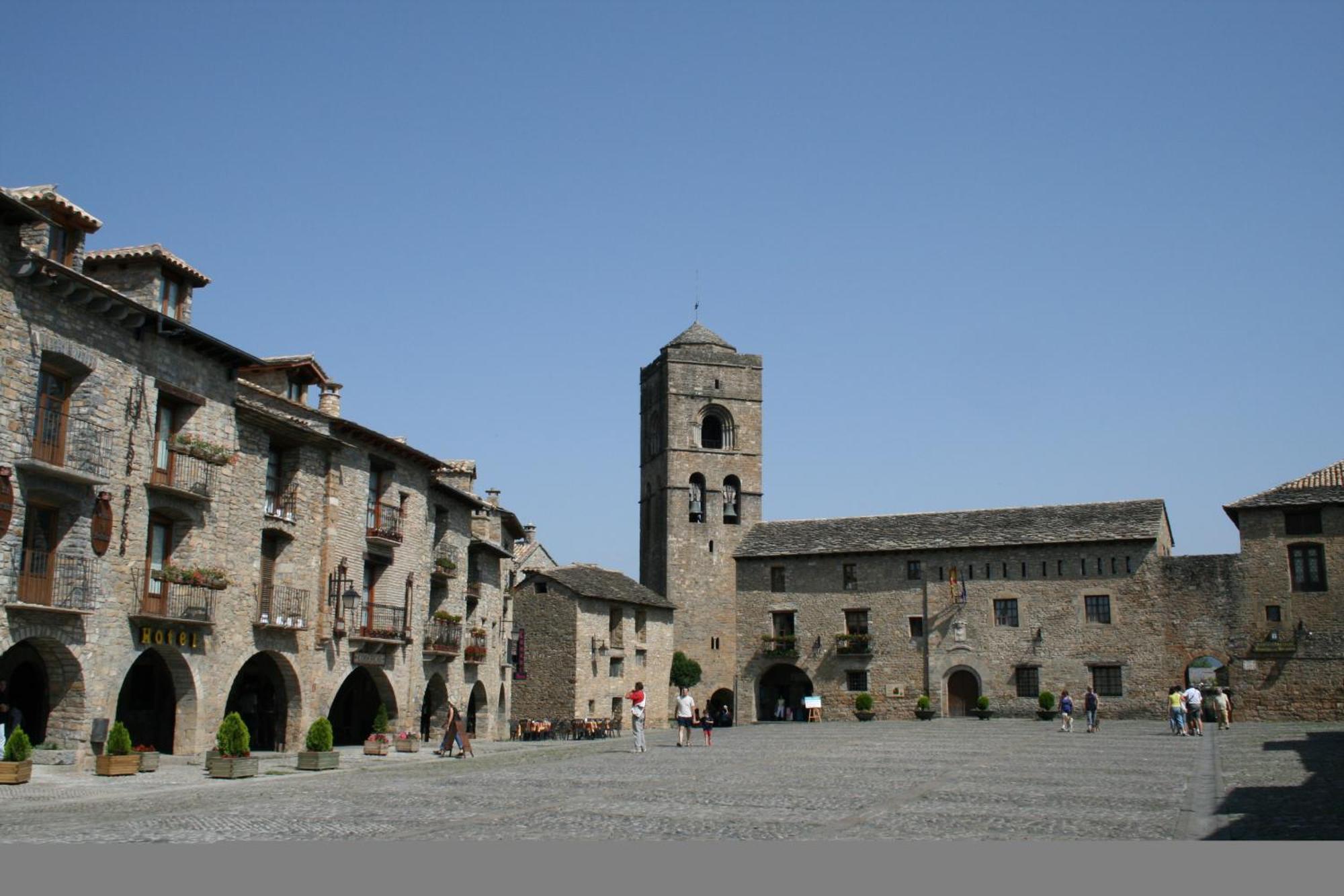 Los Arcos Aínsa-Sobrarbe Extérieur photo
