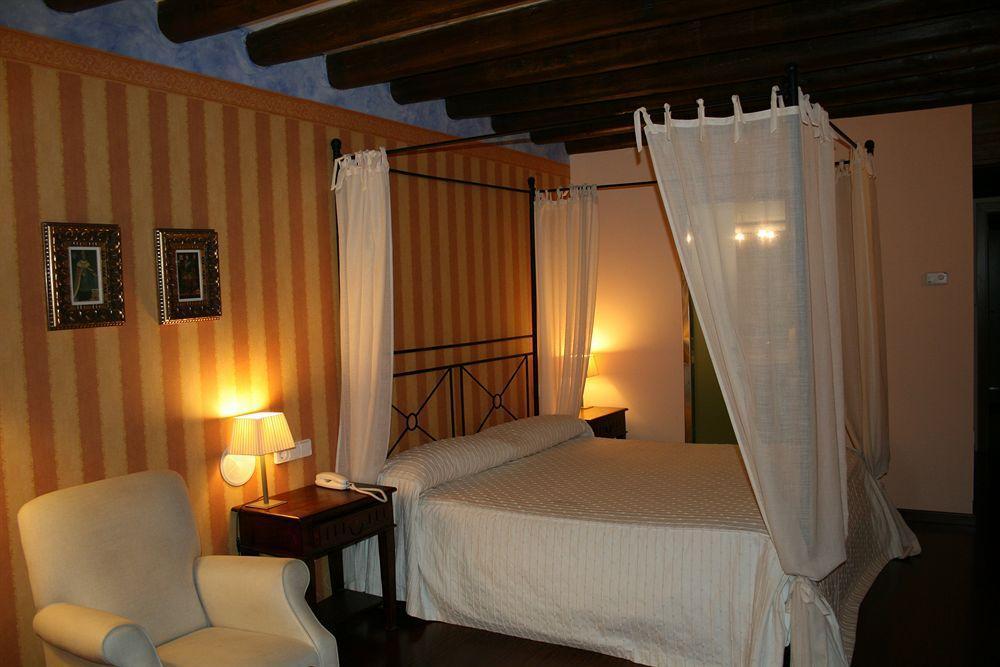 Los Arcos Aínsa-Sobrarbe Extérieur photo